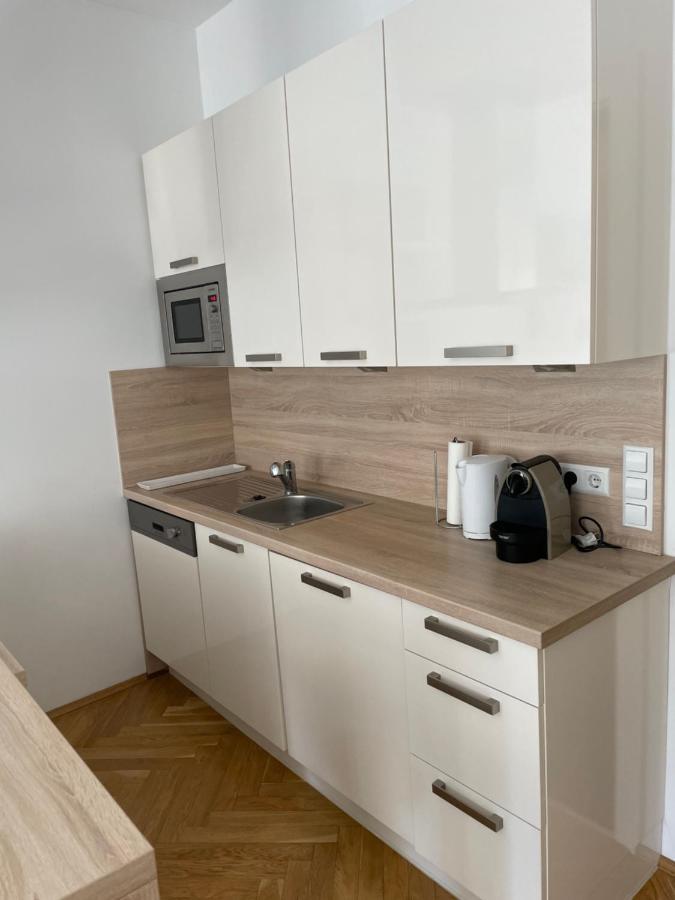 Cozy City Apartment Near City Center Vienna Exterior photo