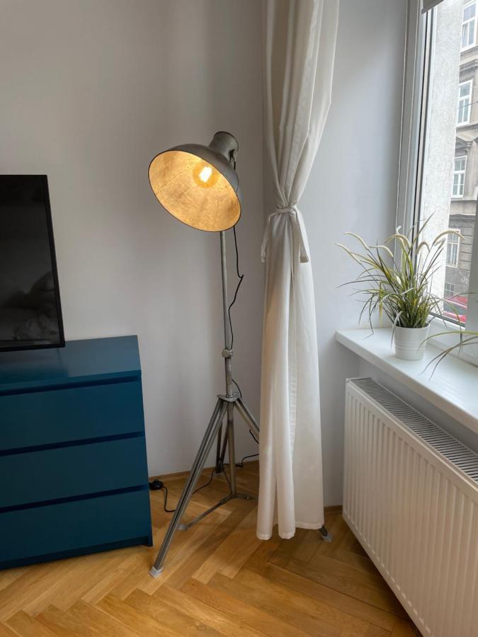Cozy City Apartment Near City Center Vienna Exterior photo
